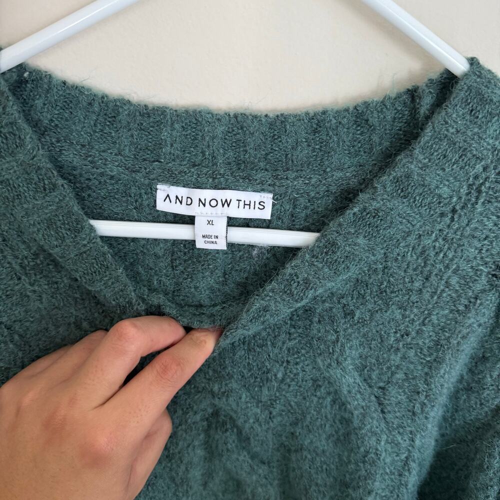 And Now this Revolve | Chunky Cable Knit XL Blue Sweater Wool Blend Winter - Picture 3 of 11
